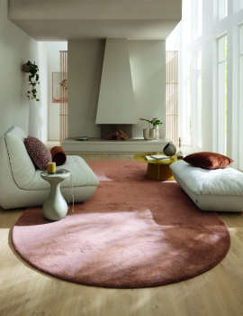 Preview: Kiss Braun 3766 466 Teppichboden Raumbild